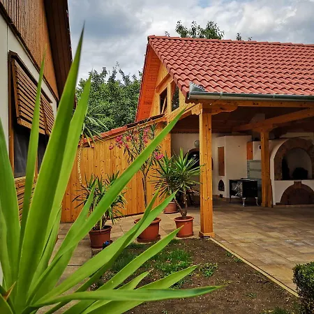 Frühstückspension Julia Panzio Hajdúszoboszló