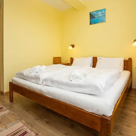 فندق مبيت وإفطار Julia Panzio 3*